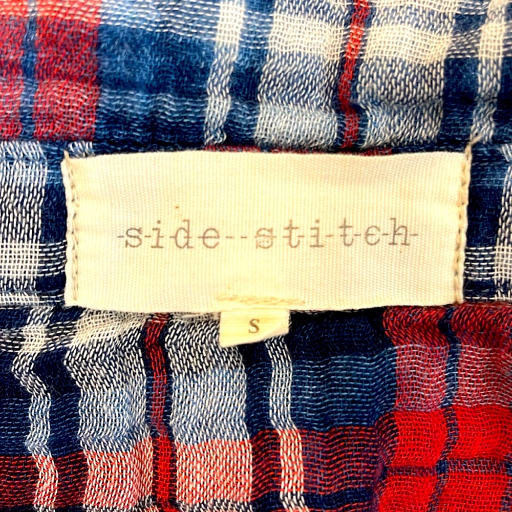 Side Stitch Button Down Shirt - Picture 4 of 5